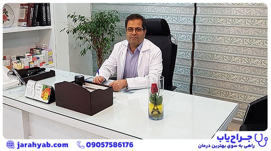 دکتر علیرضا عصاری
